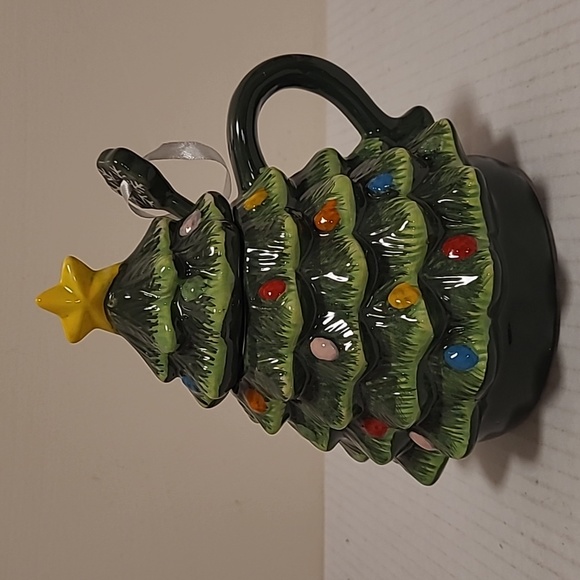 Other - New Mr Christmas,  Christmas Tree Lidded Mug with Spoon